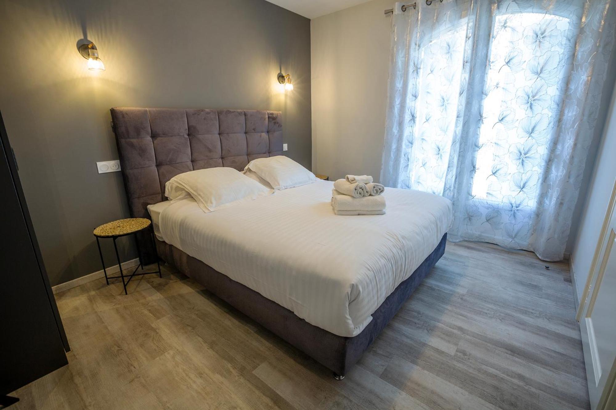 Aparthotel Domaine De La Mautanne Sainte-Tulle Exteriér fotografie